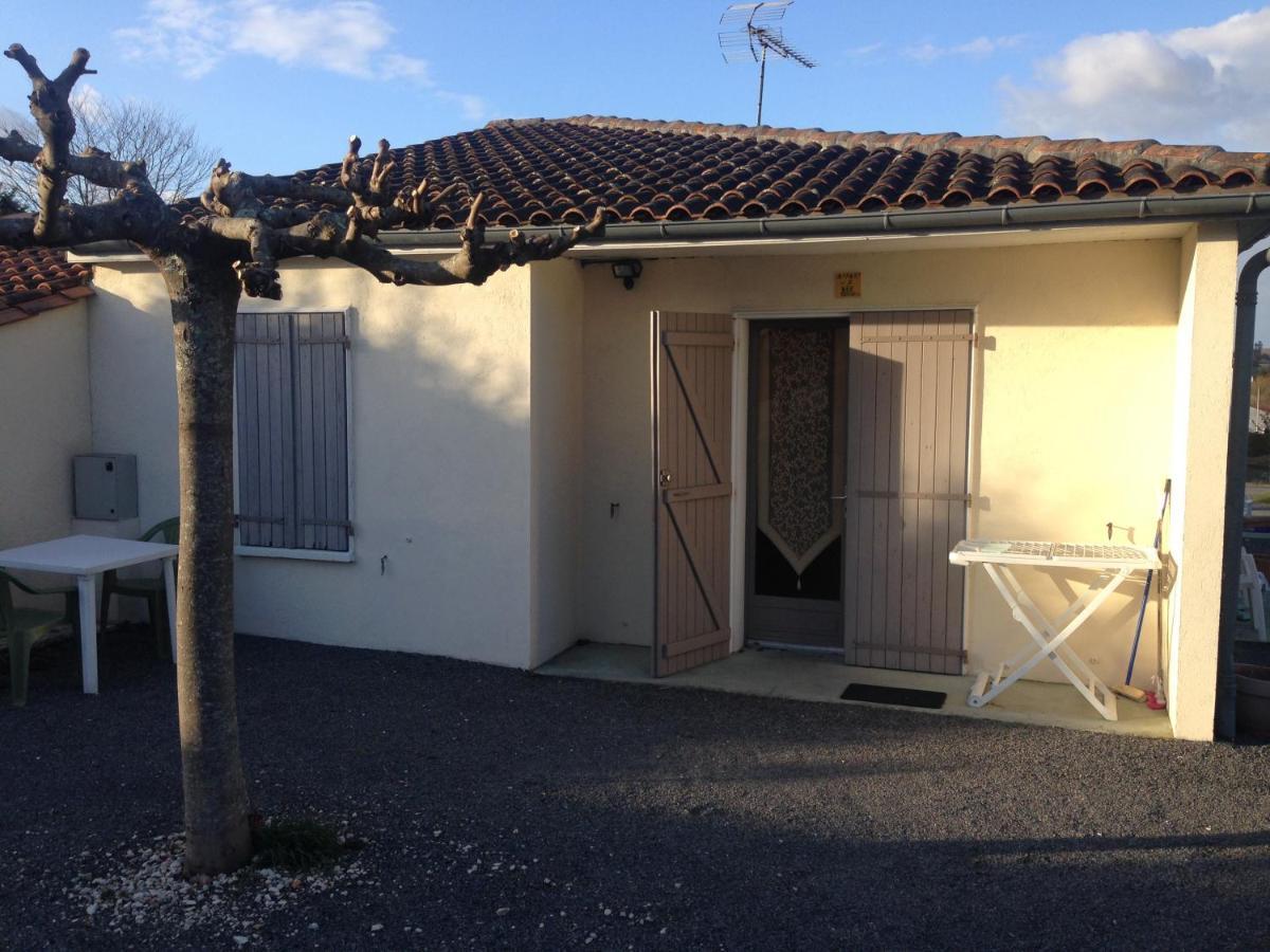 Residence Les Plus Pres Jonzac Εξωτερικό φωτογραφία